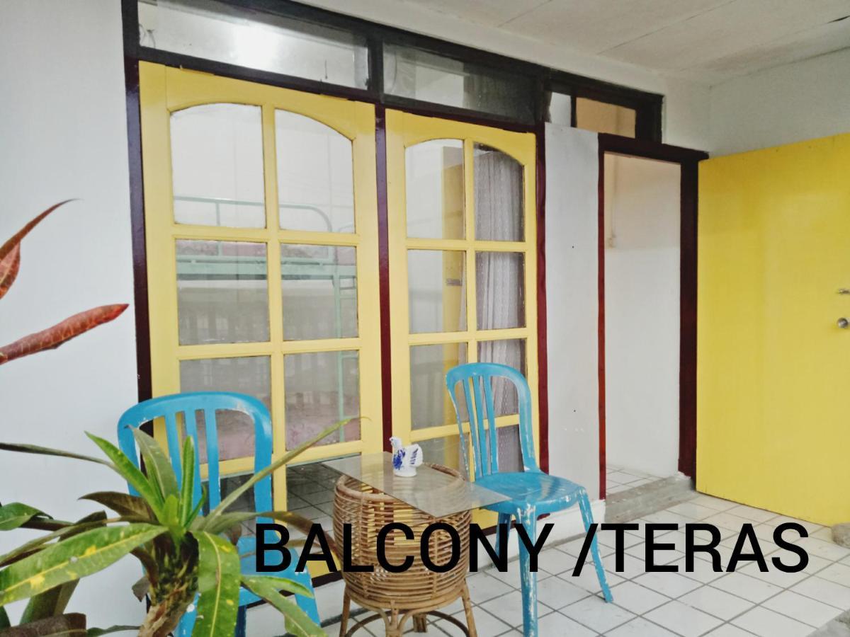 Griya Backpacker Pak Yon Malang Exterior photo