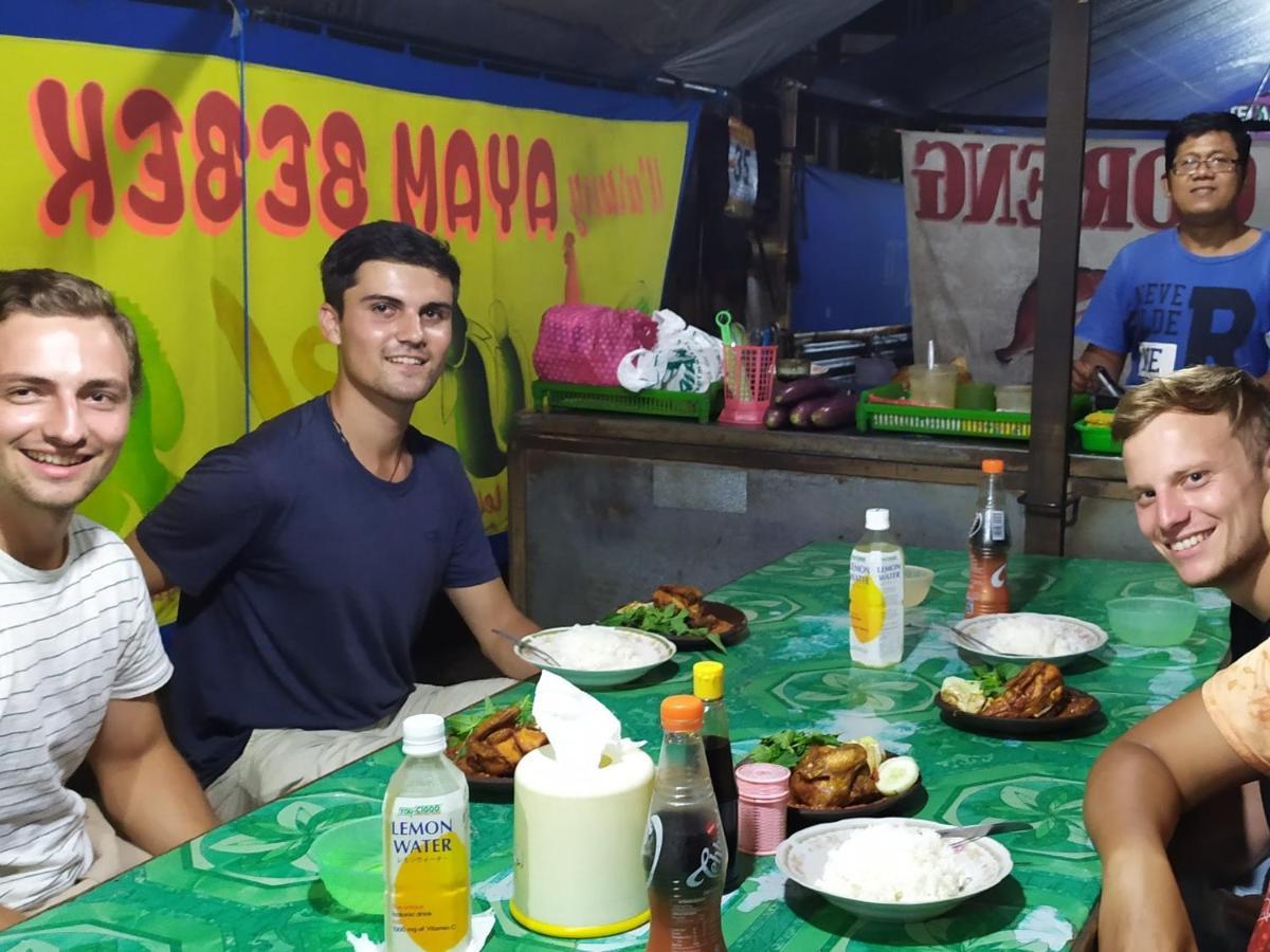 Griya Backpacker Pak Yon Malang Exterior photo