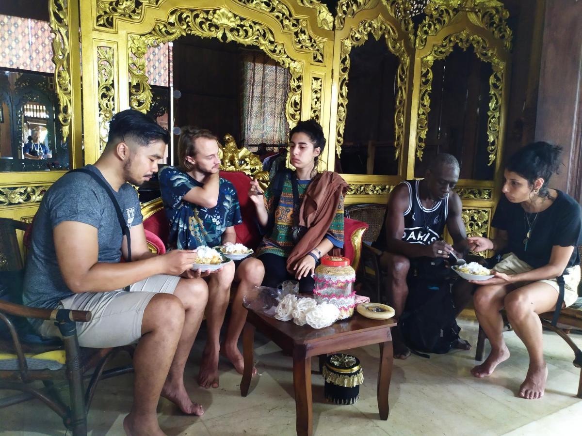 Griya Backpacker Pak Yon Malang Exterior photo