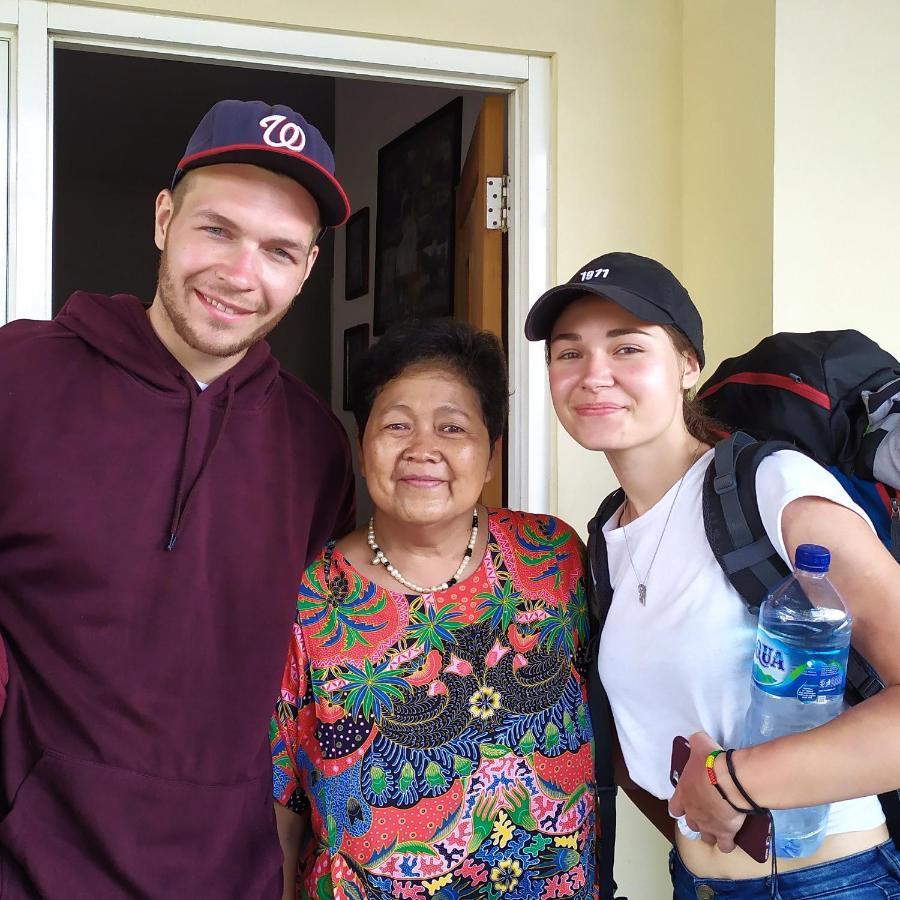 Griya Backpacker Pak Yon Malang Exterior photo